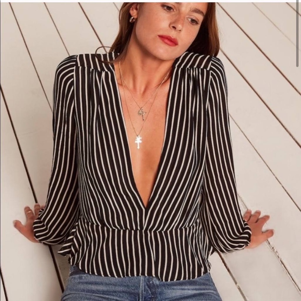 Reformation deep v, stripped blouse with elastic waist - Picture 2 of 16